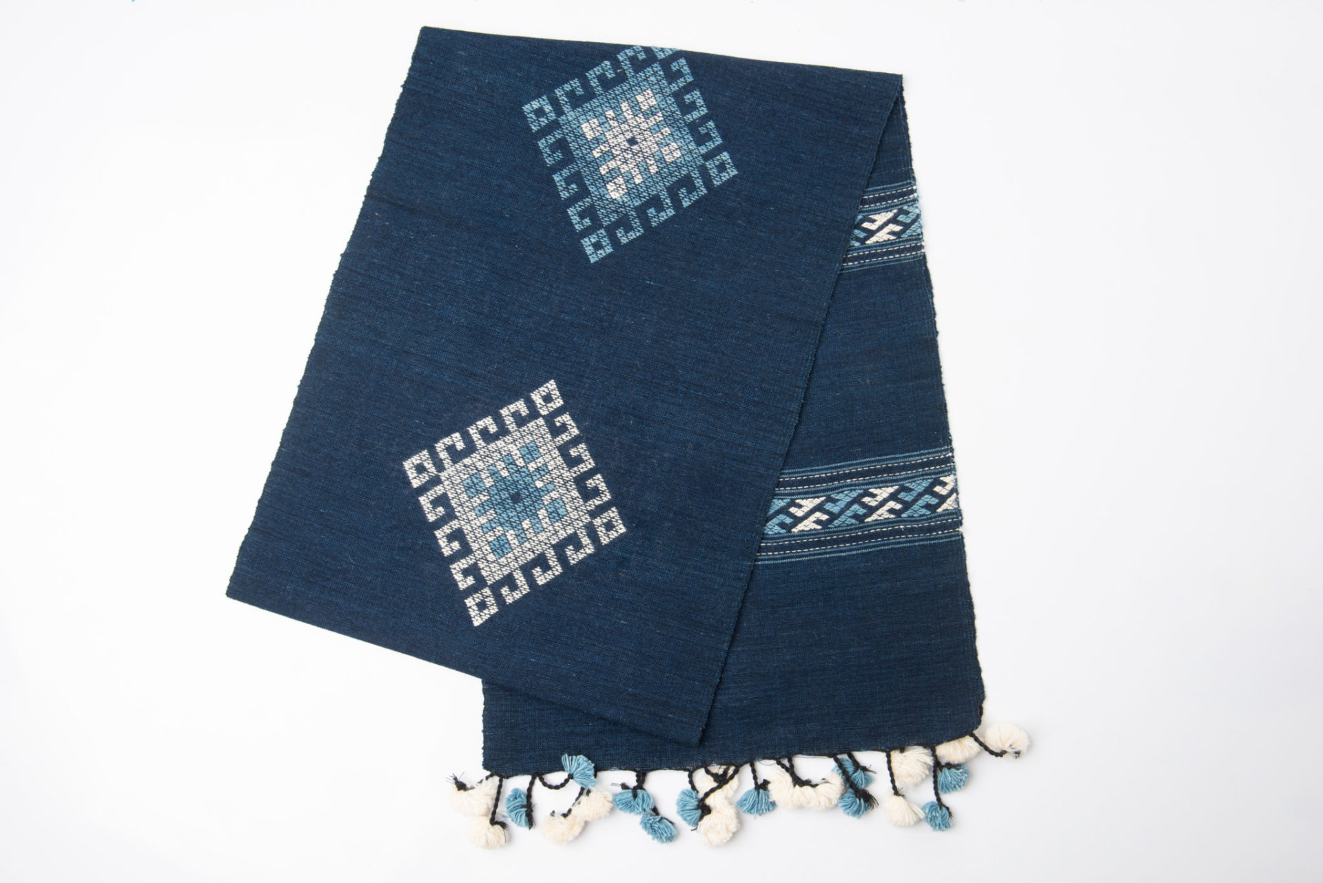Tai Lue Traditional Motif Runner | Traditional Arts and Ethnology Centre