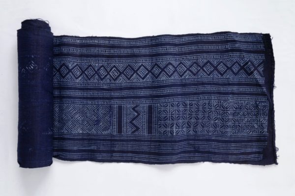 Hmong wax resist batik indigo blue fabric roll Laos