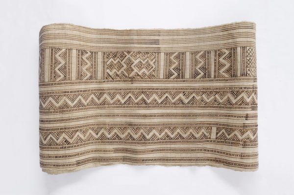 Hmong hemp batik motif undid