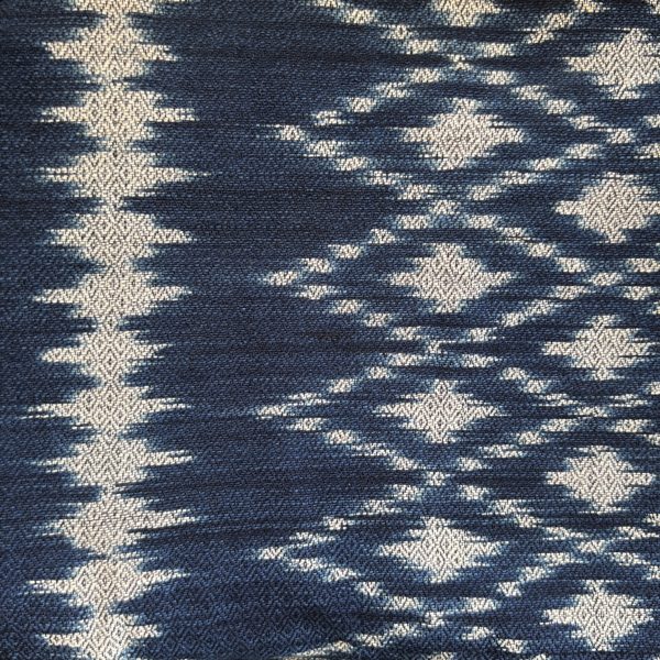 TAEC Phou Tai artisan handwoven ikat indigo shawl Laos